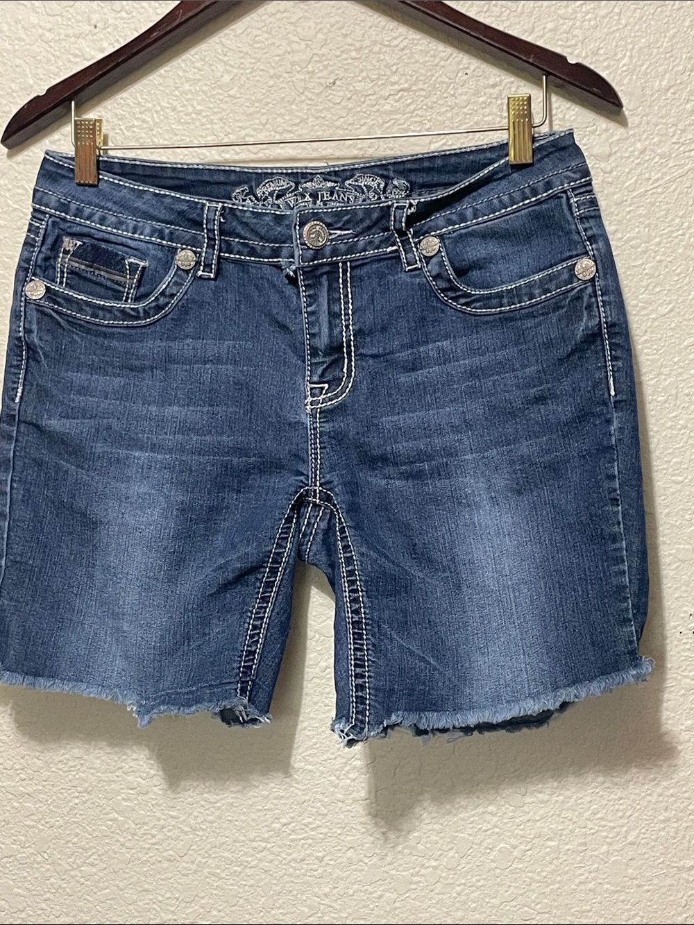 Wax Jeans Women's Denim Cut Off Shorts. Good Condition. Size 13.